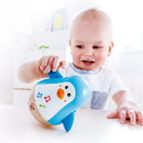 Pinguim Musical Sensorial Balançante Premium Com Movimento e Som Suave – Hape