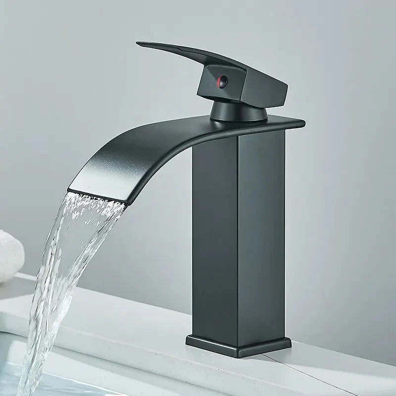 Torneira Premium para Banheiro QuadraTwist